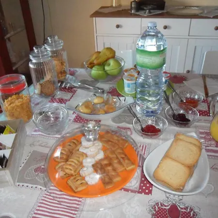 A Casa Di Monica Bed and Breakfast
