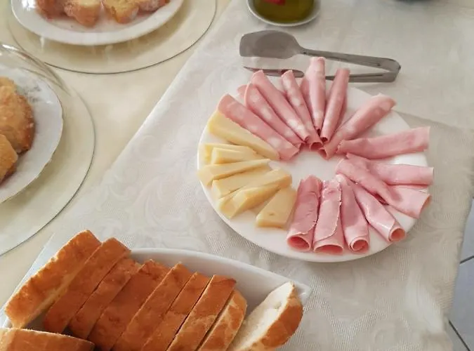 A Casa Di Monica Bed and Breakfast 3*