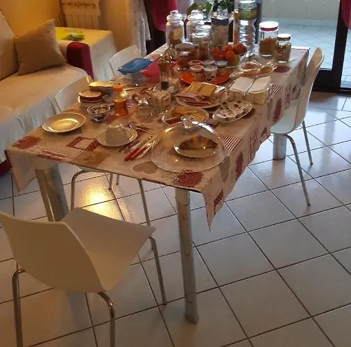 A Casa Di Monica Bed and Breakfast 3*