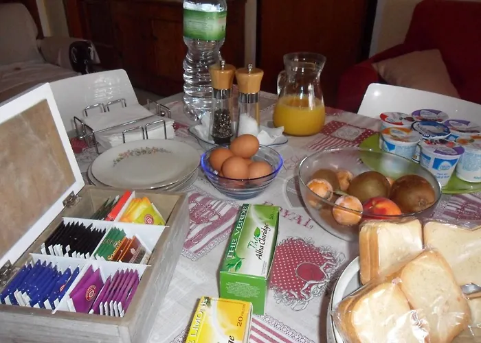 Bed and Breakfast A Casa Di Monica Όλμπια