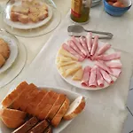 A Casa Di Monica Nocleg ze śniadaniem 3*