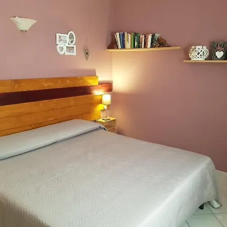 فندق مبيت وإفطار A Casa Di Monica