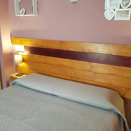 A Casa Di Monica 3* Ольбія