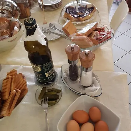 A Casa Di Monica 3* أولبيا