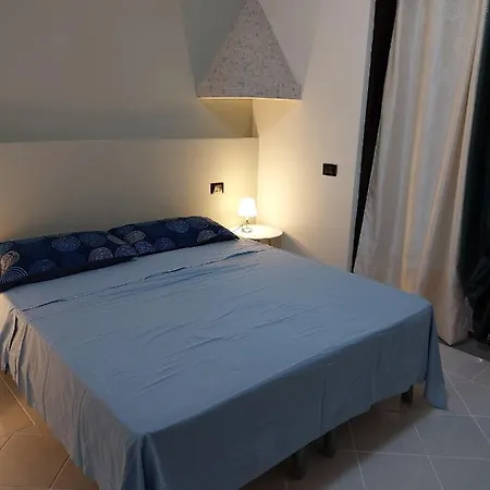 A Casa Di Monica 3* Ольбія