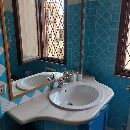 A Casa Di Monica 3* Ольбія