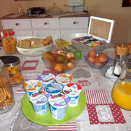 A Casa Di Monica Oda ve Kahvaltı
