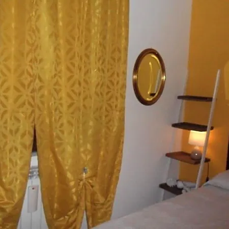 A Casa Di Monica Oda ve Kahvaltı 3*