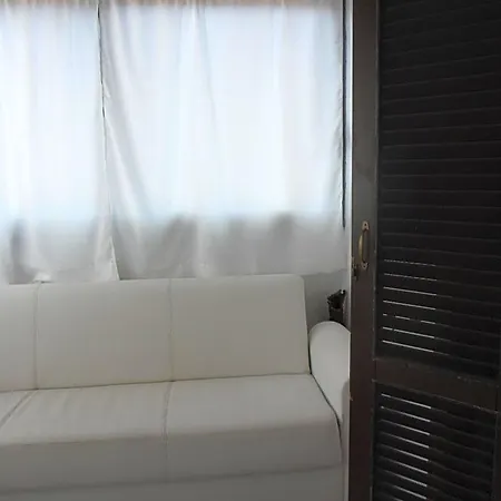 فندق مبيت وإفطار A Casa Di Monica 3*