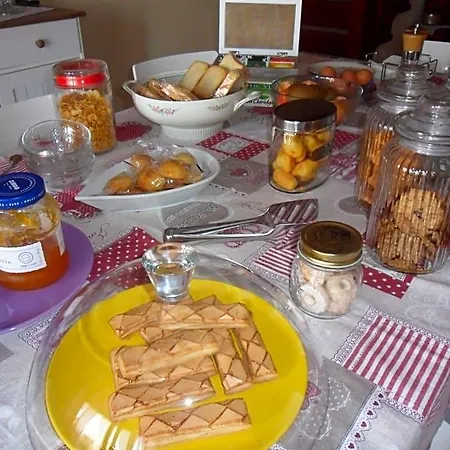 Oda ve Kahvaltı A Casa Di Monica Olbia