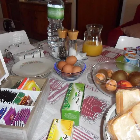 Bed & Breakfast A Casa Di Monica Olbia