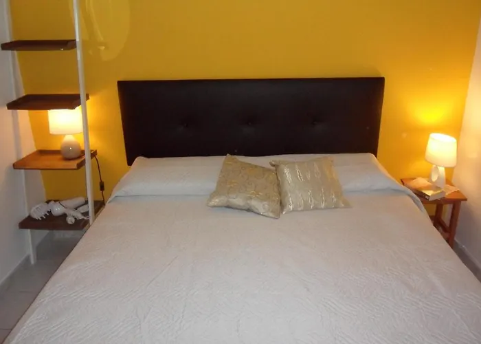 Bed & Breakfast A Casa Di Monica Olbia